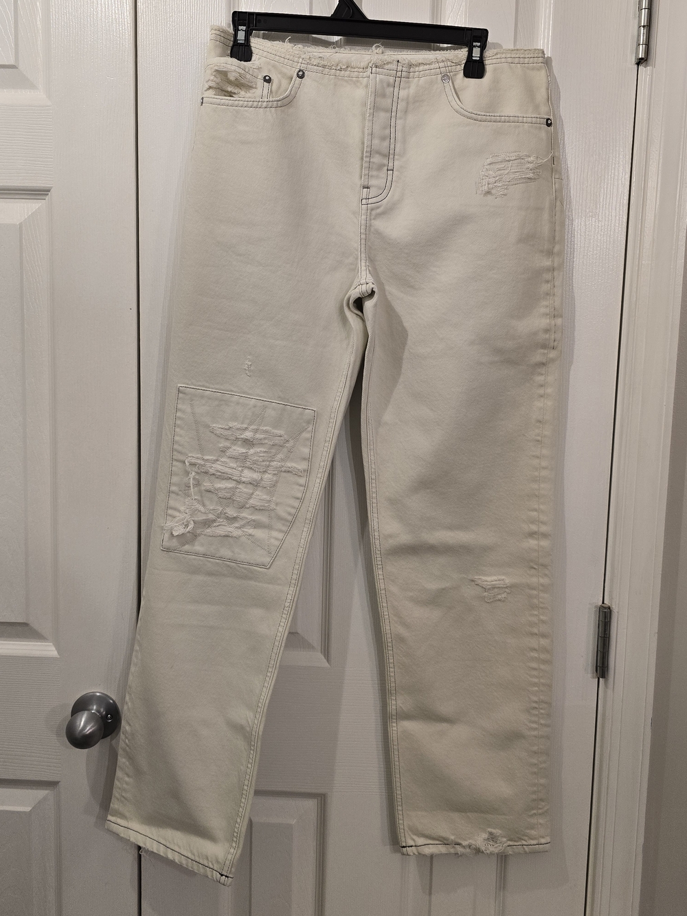 NWOT We The Free Raw Waist Cream Distressed Straight-Leg Jeans - 31" Waist